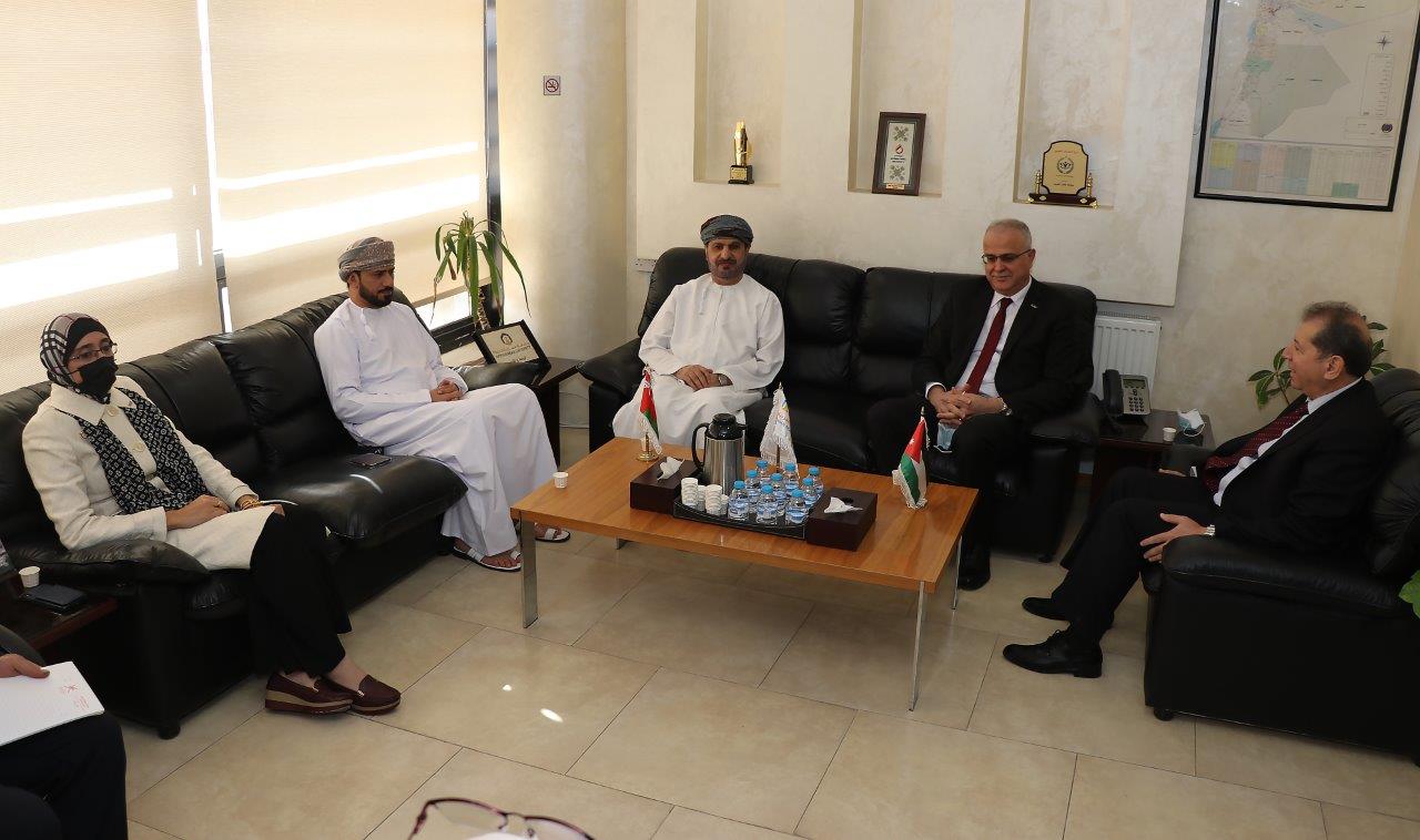 السفير العُماني يلتقي طلبة السلطنة في "عمان العربية"3