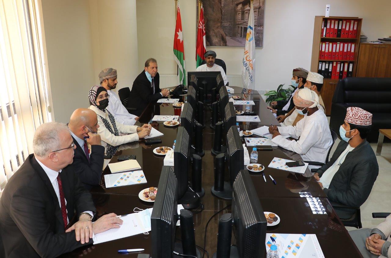 السفير العُماني يلتقي طلبة السلطنة في "عمان العربية"5