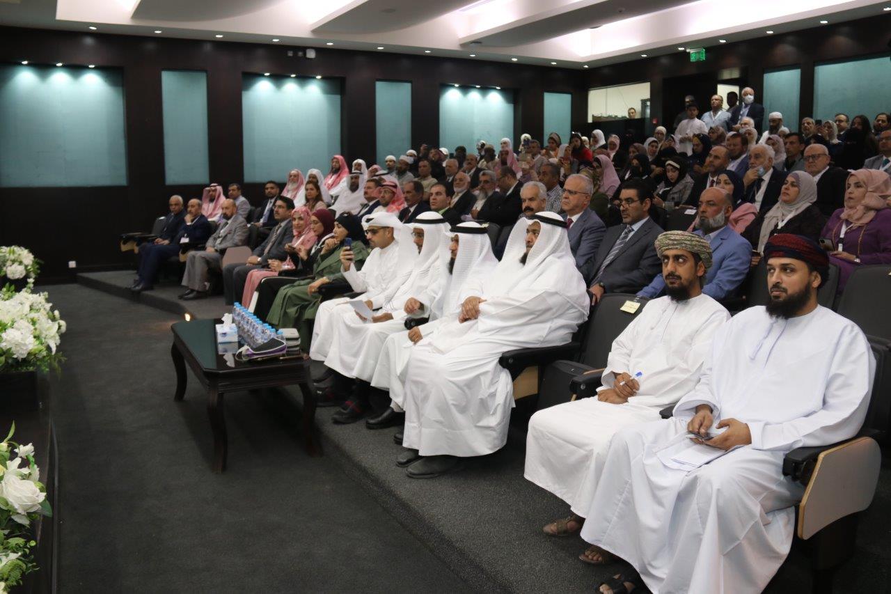 إفتتاح فعاليات المؤتمر العلمي الدولي المحكم لكليتي الشريعة والعلوم التربوية والنفسية في جامعة عمان العربية 5