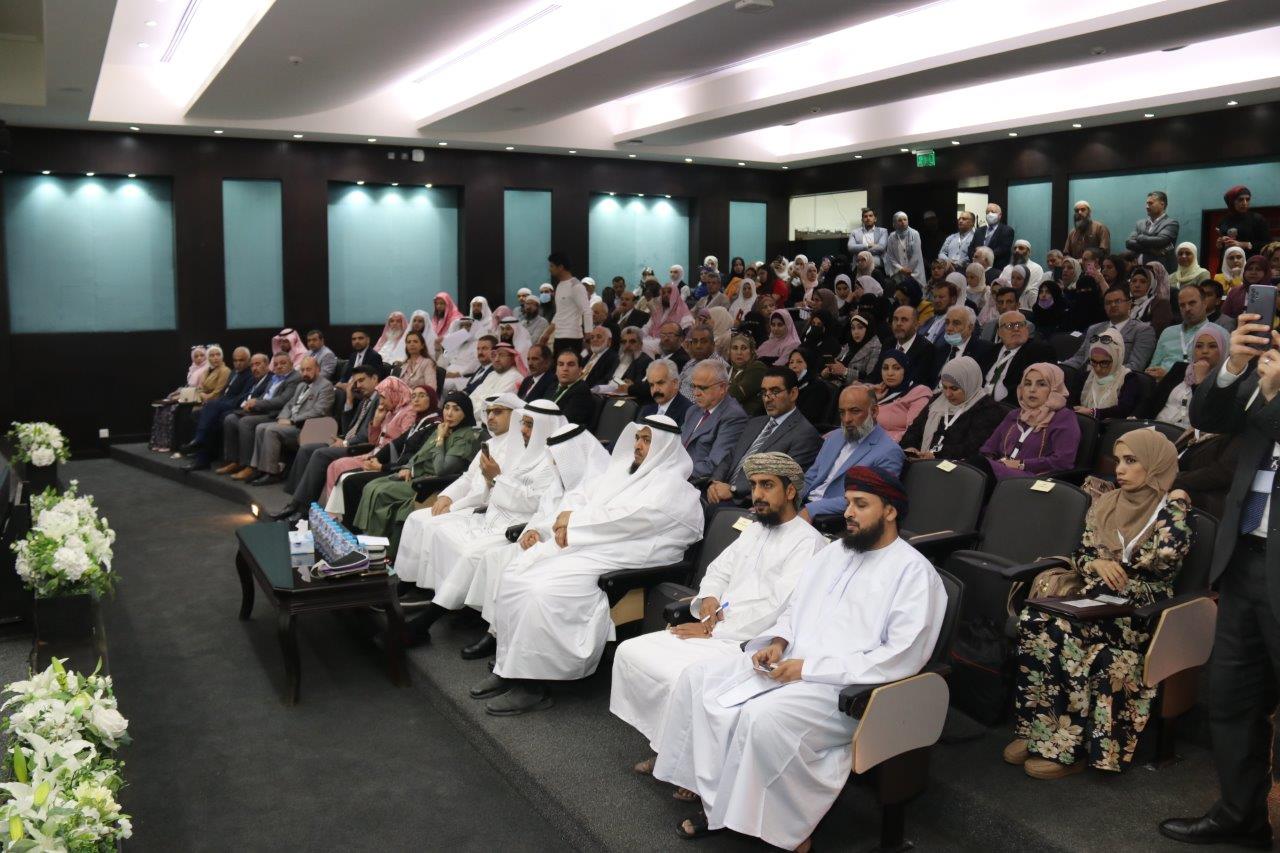 إفتتاح فعاليات المؤتمر العلمي الدولي المحكم لكليتي الشريعة والعلوم التربوية والنفسية في جامعة عمان العربية 10