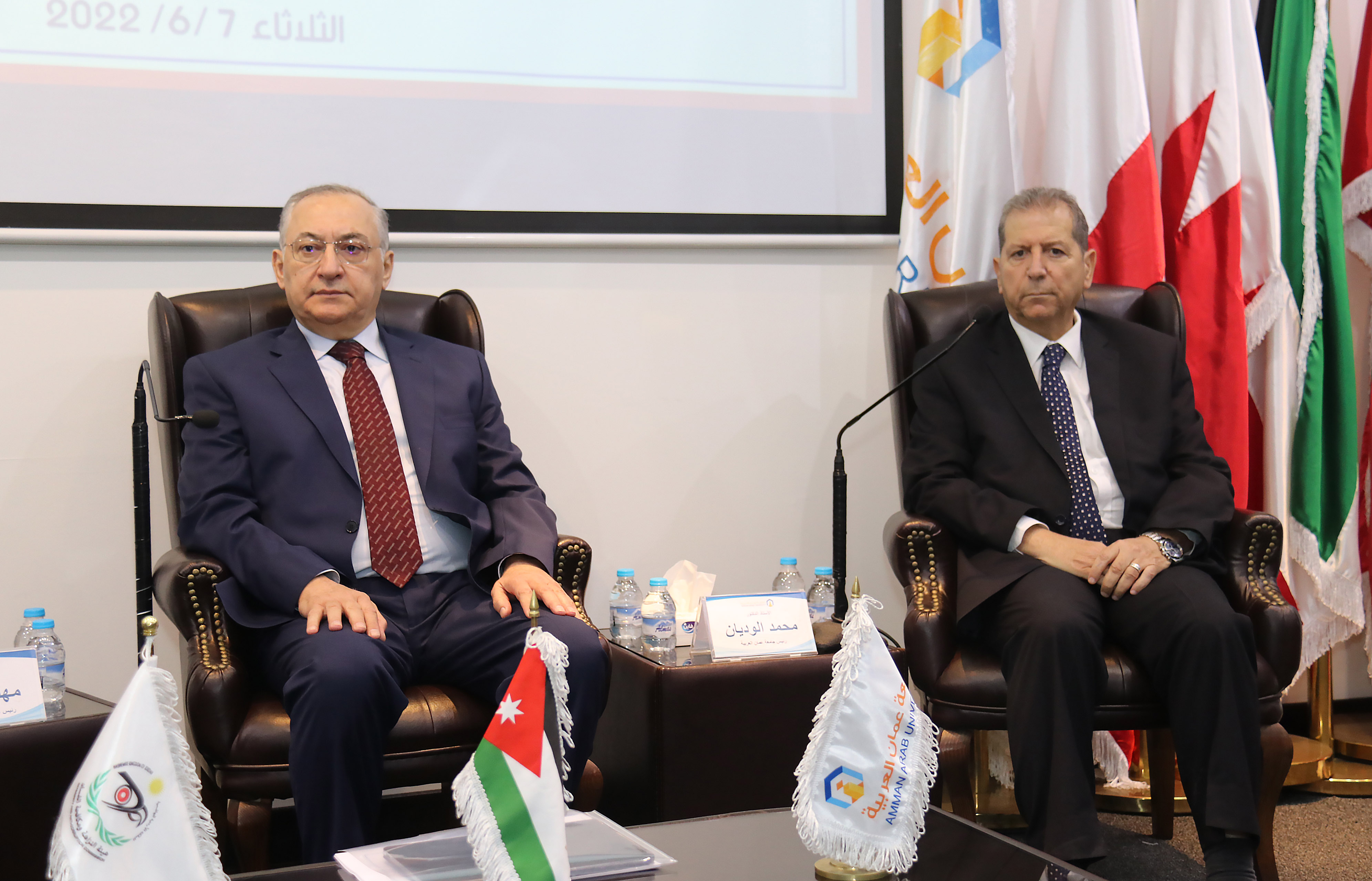 رئيس مجلس هيئة النزاهة ومكافحة الفساد يحاضر في جامعة عمان العربية5