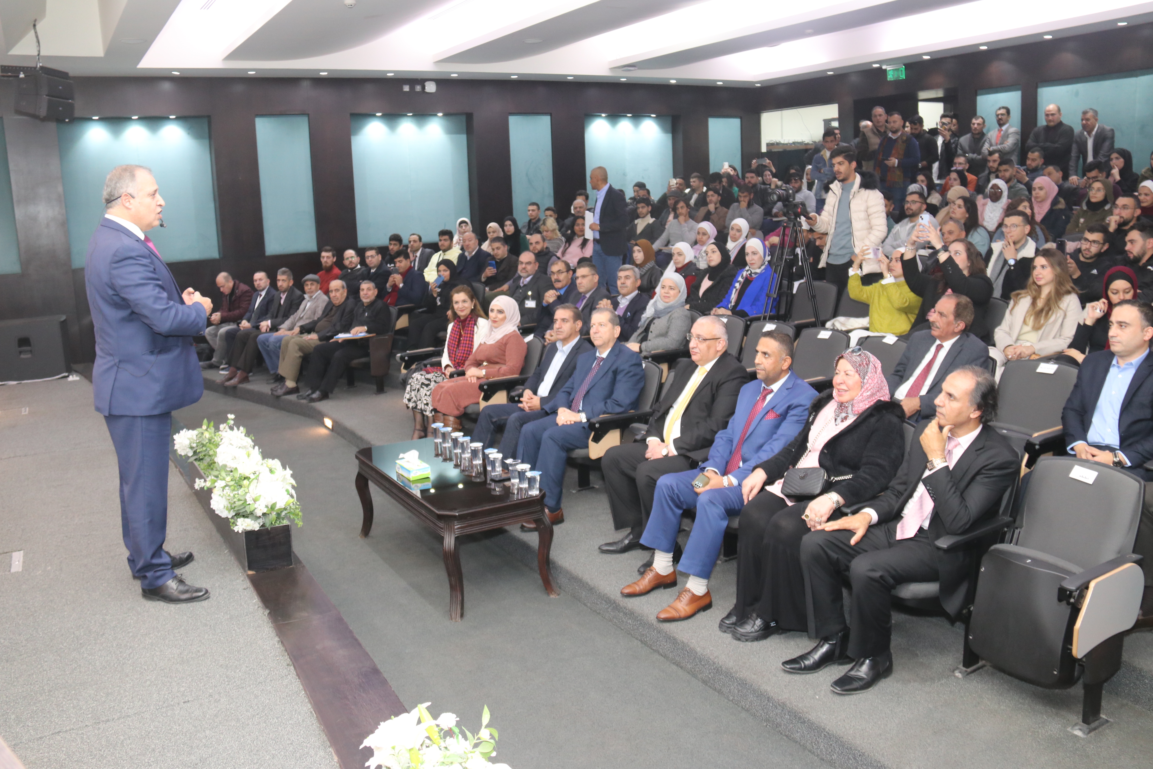 محاضرة في " عمان العربية " حول الطريق إلى الابتكار وريادة الأعمال، الحاضر والمستقبل5