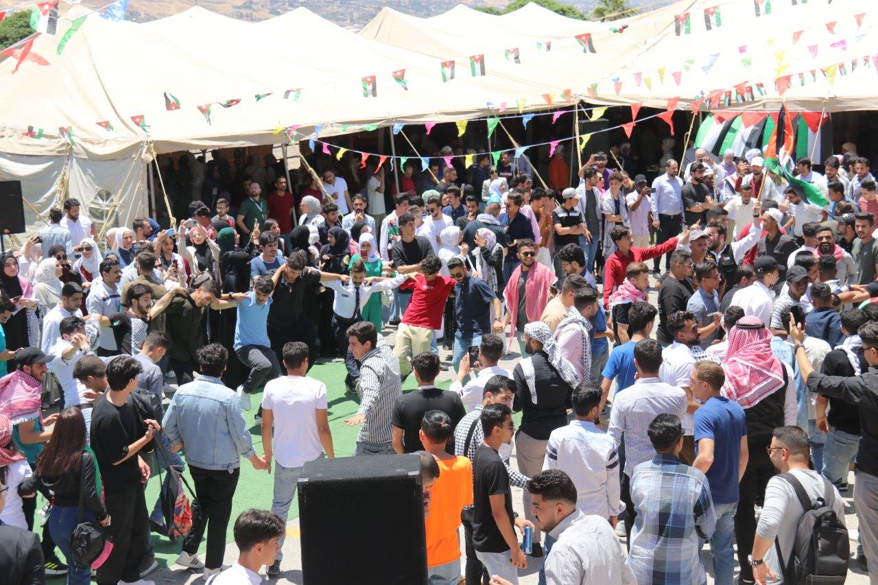 احتفال بعيد الاستقلال ويوم الجاليات في "عمّان العربية"43