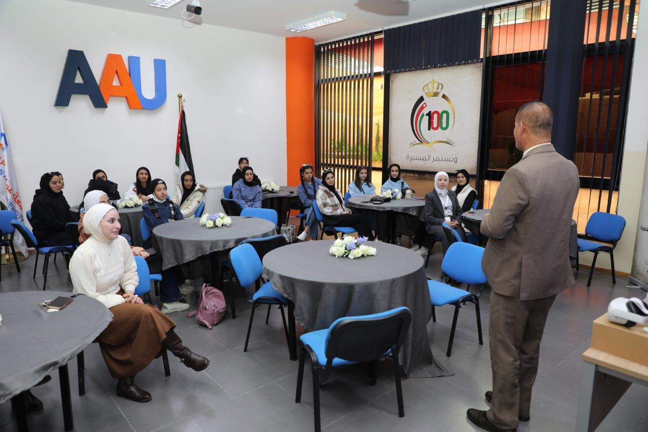 "عمان العربية" تستقبل وفداً طلابياً من مدرسة أكاديمية المنطلق 1