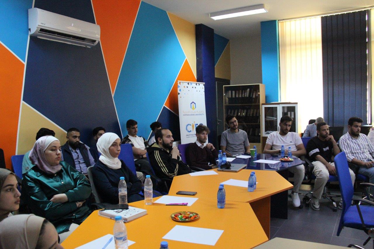 "الأفكار الإبداعية والملكية الفكرية" ورشة تدريبية لطلبة "عمان العربية"10