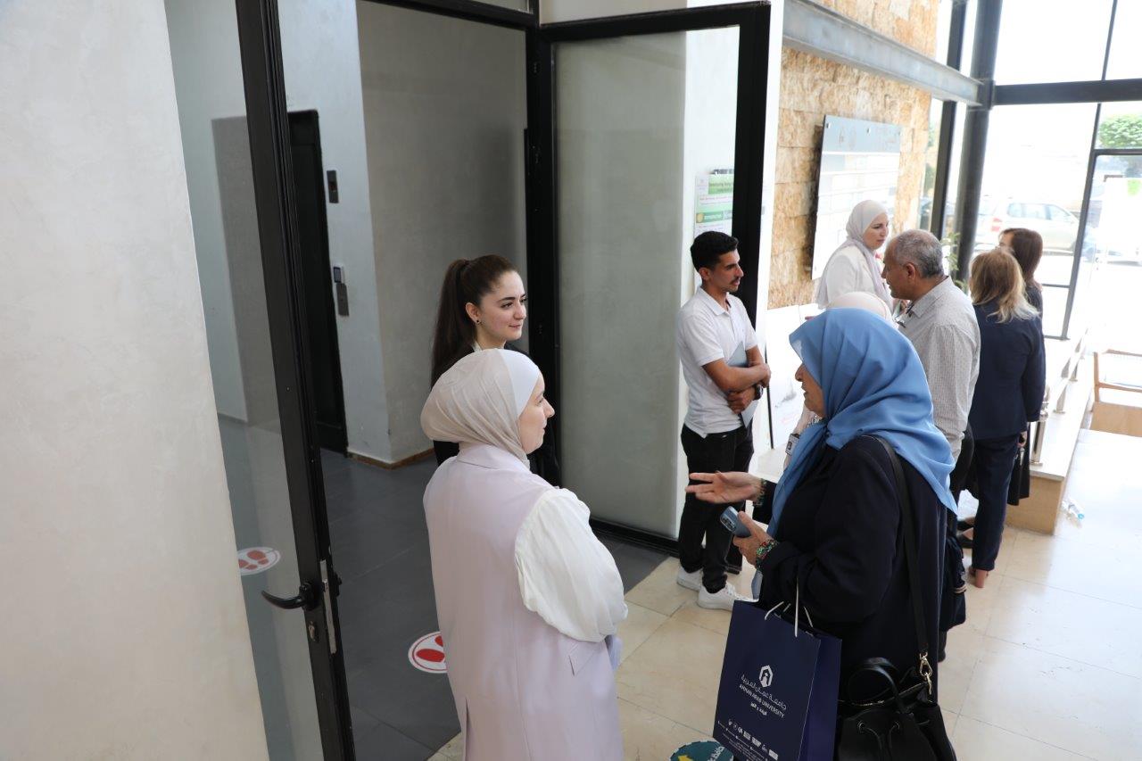 اليوم التوعوي الأول لمكافحة التدخين في جامعة عمان العربية17