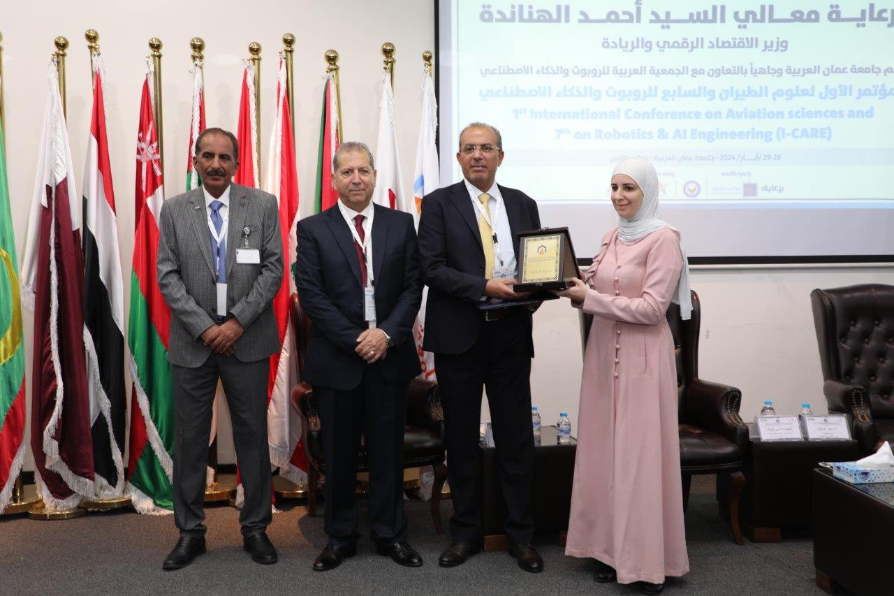 "عمان العربية" تعقد المؤتمر الأول لعلوم الطيران والسابع للروبوت12