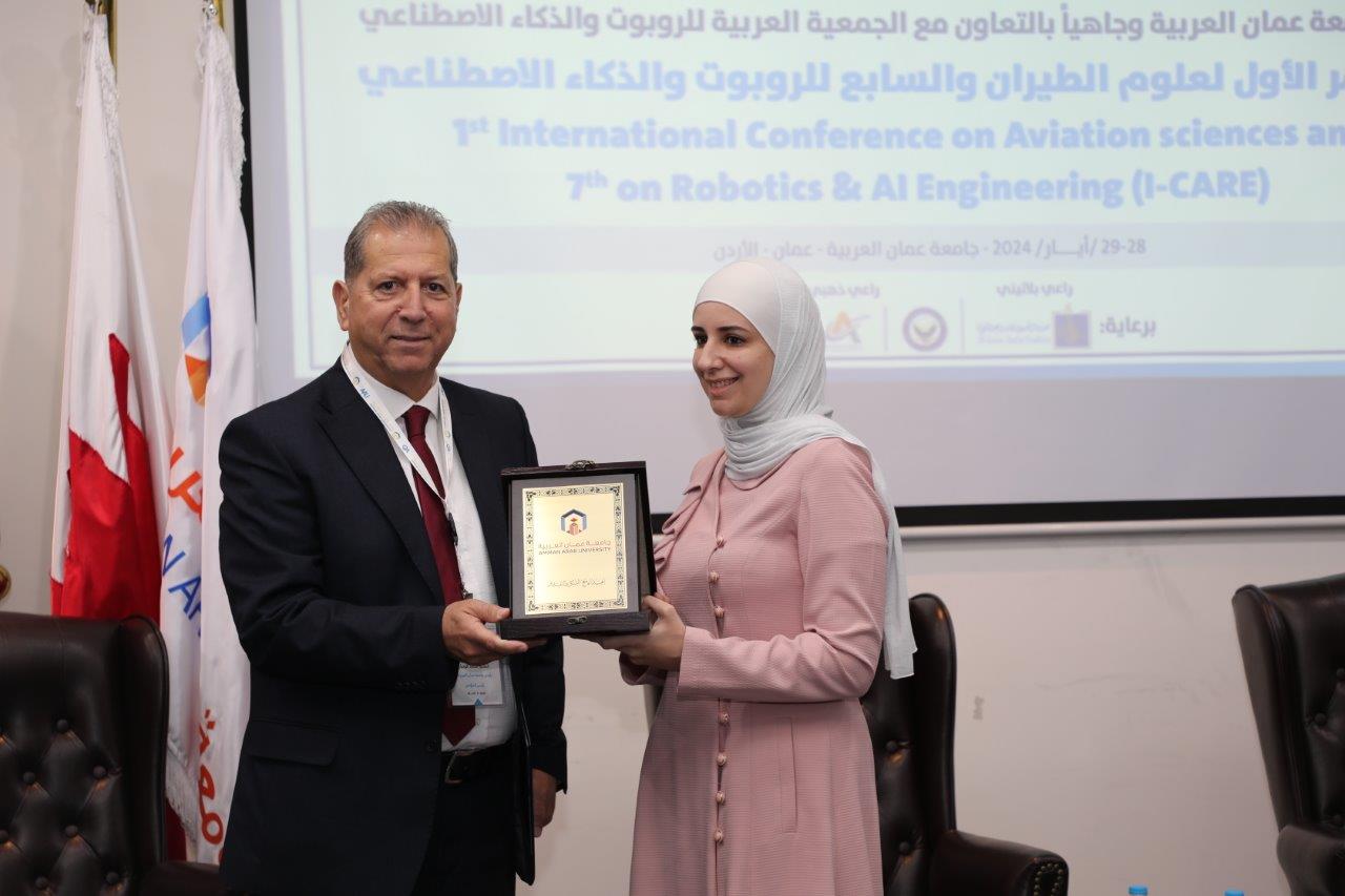 "عمان العربية" تعقد المؤتمر الأول لعلوم الطيران والسابع للروبوت13