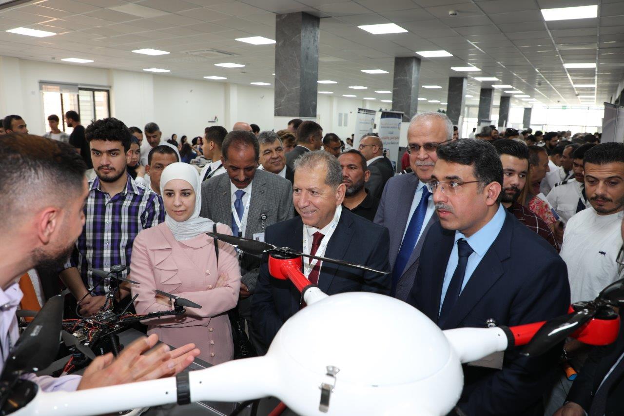 "عمان العربية" تعقد المؤتمر الأول لعلوم الطيران والسابع للروبوت20