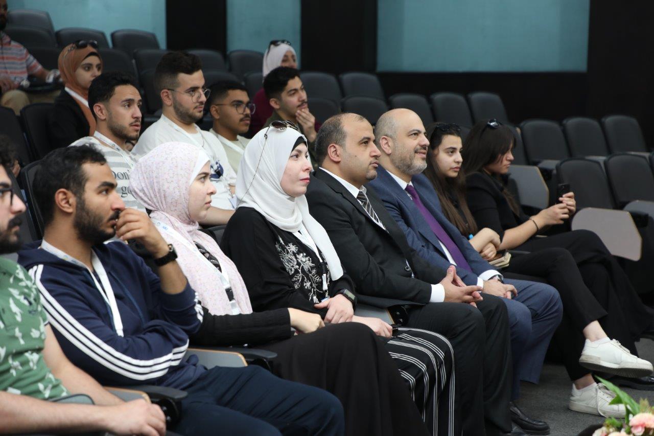 جامعة عمان العربية تُنظّم مسابقة AAU-CTF 2024 وتُكرّم أبطال الأمن السيبراني من طلبتها2