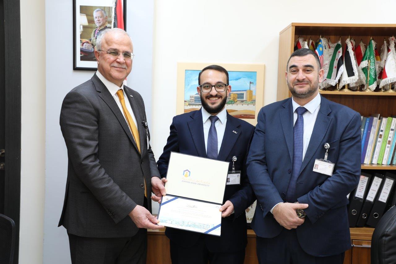 جامعة عمان العربية تحتفي بتميز خريجيها العاملين في كادرها الوظيفي20
