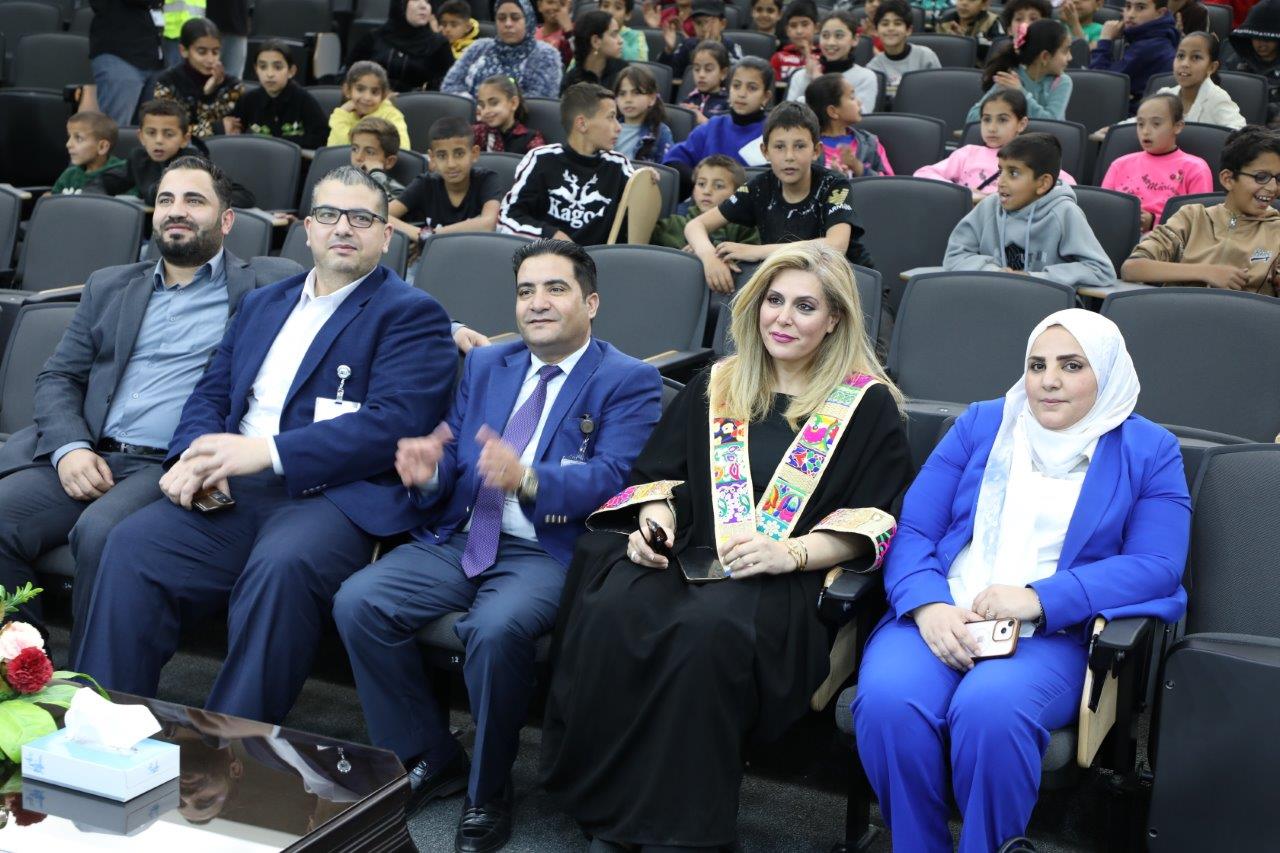 جامعة عمان العربية تنظم حفل إفطار رمضاني لـ 100 طفل يتيم7