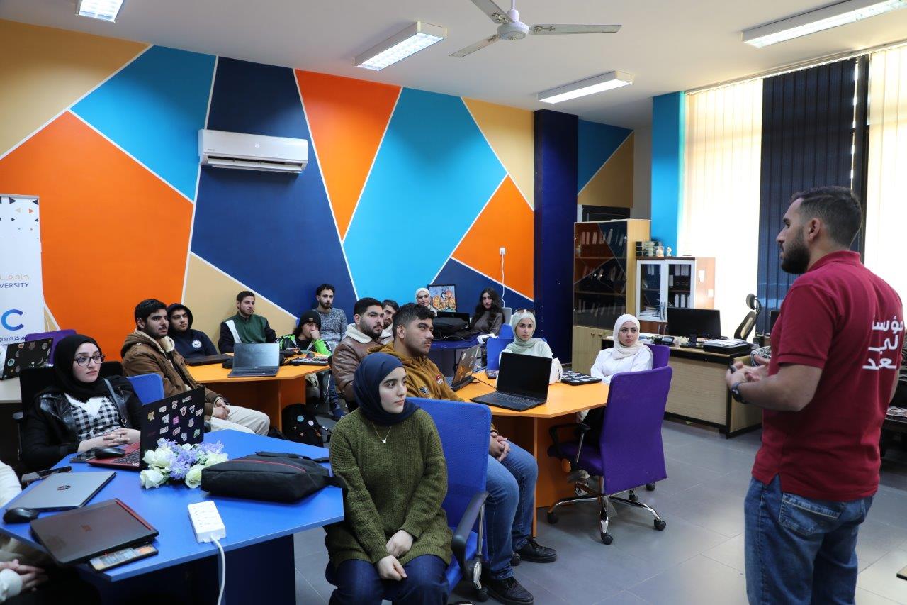 ورشة تدريبية متخصصة في الطباعة ثلاثية الأبعاد لطلبة جامعة عمان العربية1