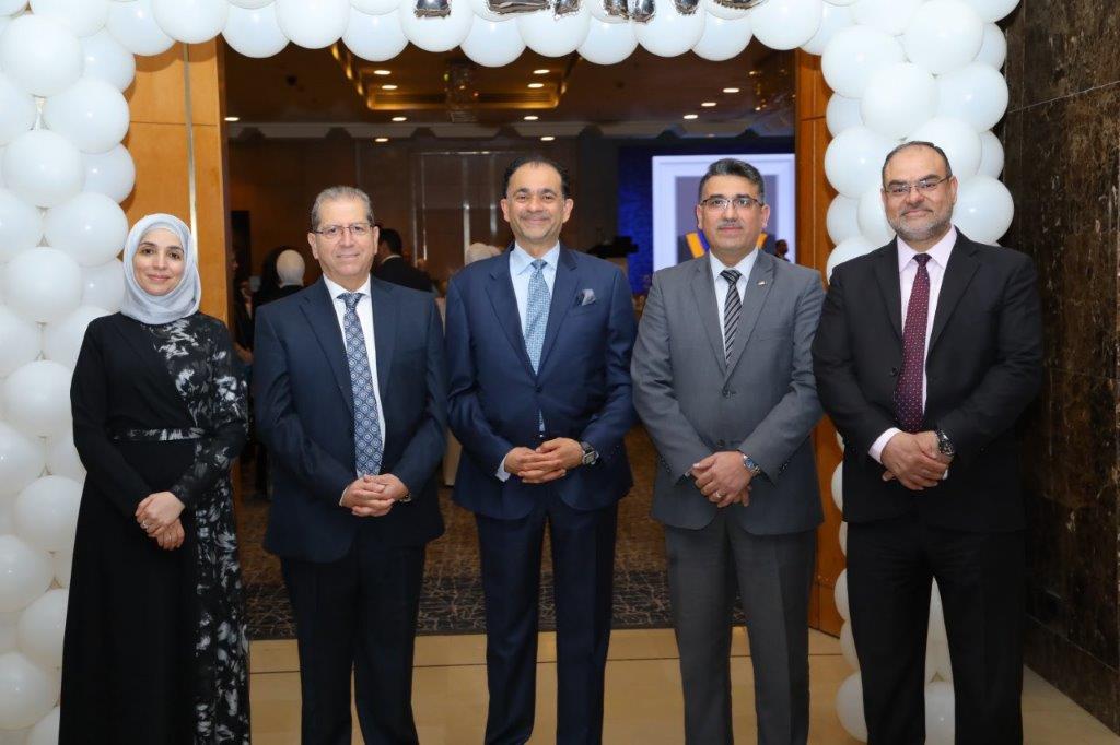جامعة عمان العربية تحتفل بيوبيلها الفضي4