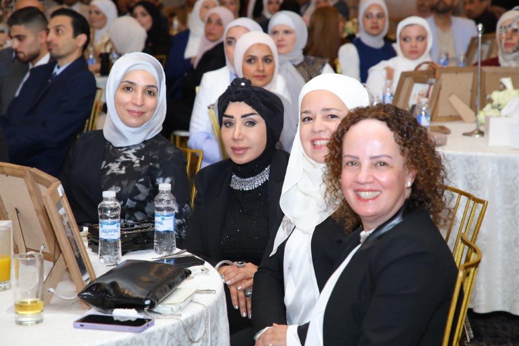 جامعة عمان العربية تحتفل بيوبيلها الفضي8