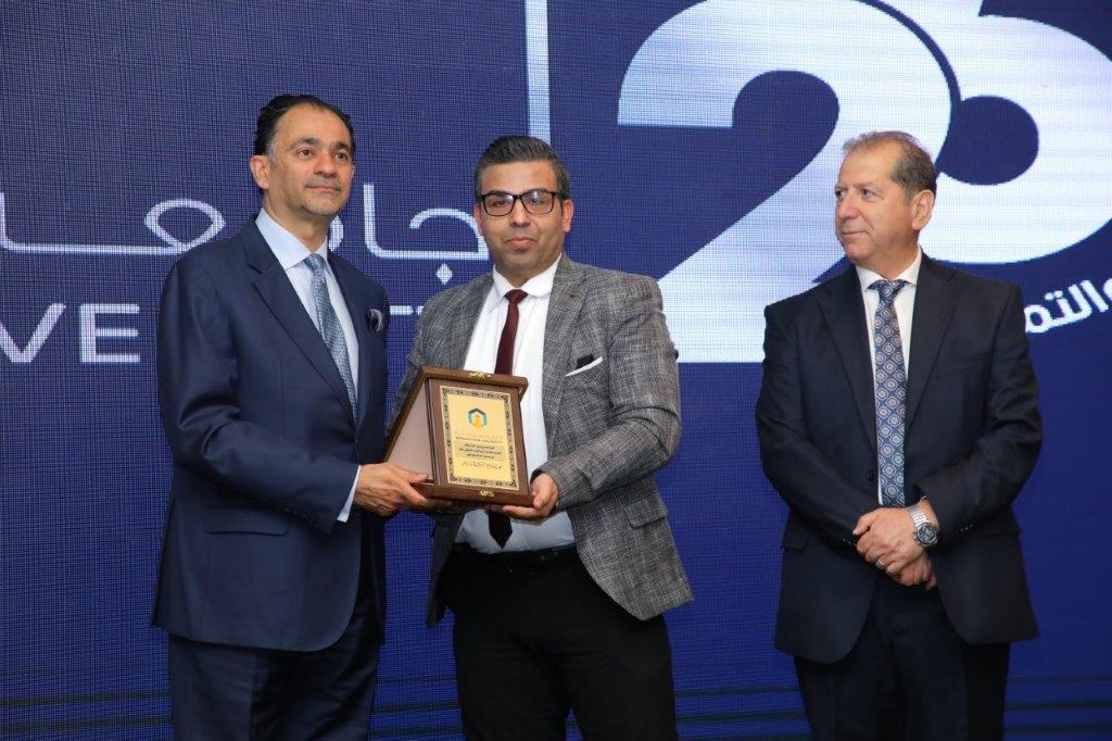 جامعة عمان العربية تحتفل بيوبيلها الفضي12