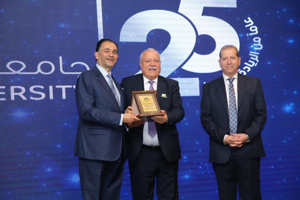 جامعة عمان العربية تحتفل بيوبيلها الفضي22