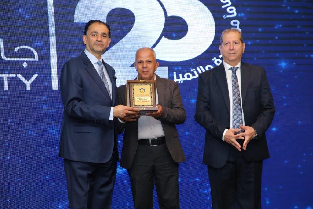 جامعة عمان العربية تحتفل بيوبيلها الفضي34