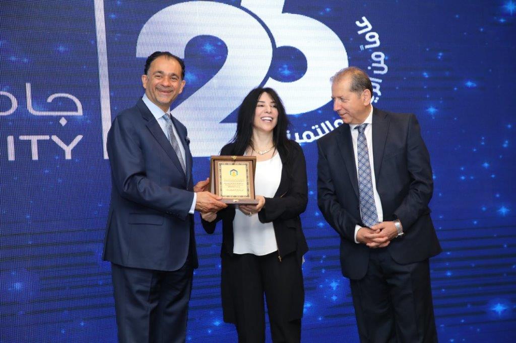 جامعة عمان العربية تحتفل بيوبيلها الفضي35