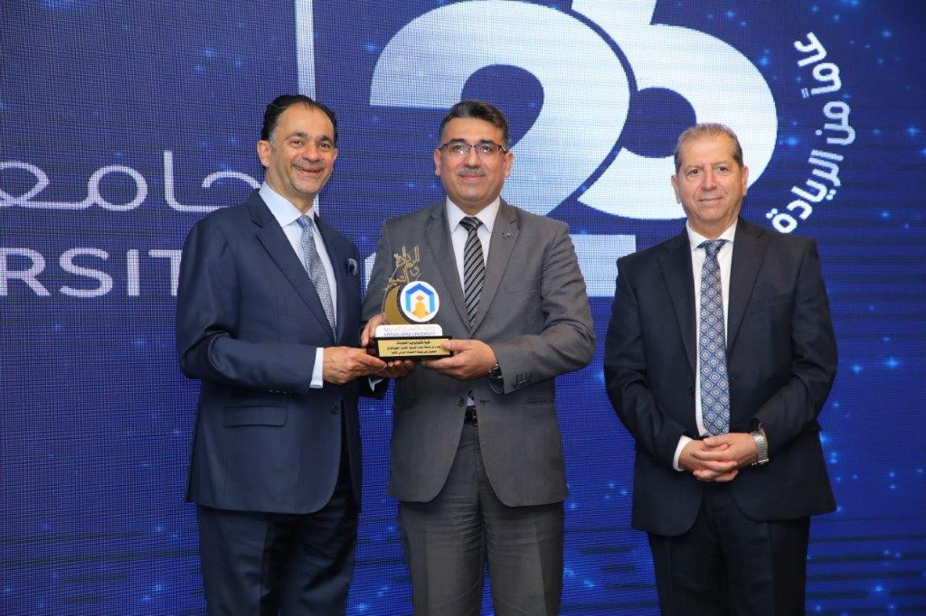 جامعة عمان العربية تحتفل بيوبيلها الفضي40