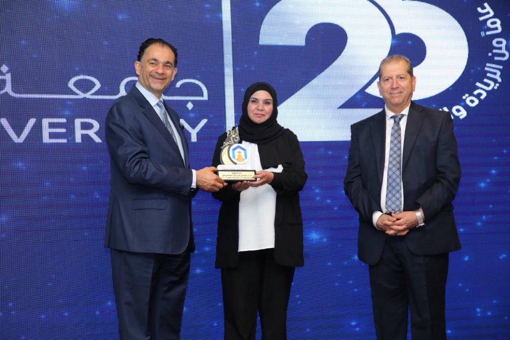 جامعة عمان العربية تحتفل بيوبيلها الفضي54