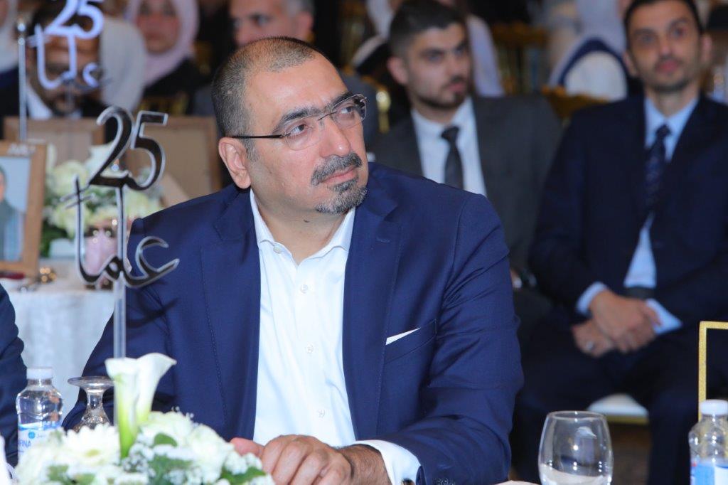 جامعة عمان العربية تحتفل بيوبيلها الفضي67