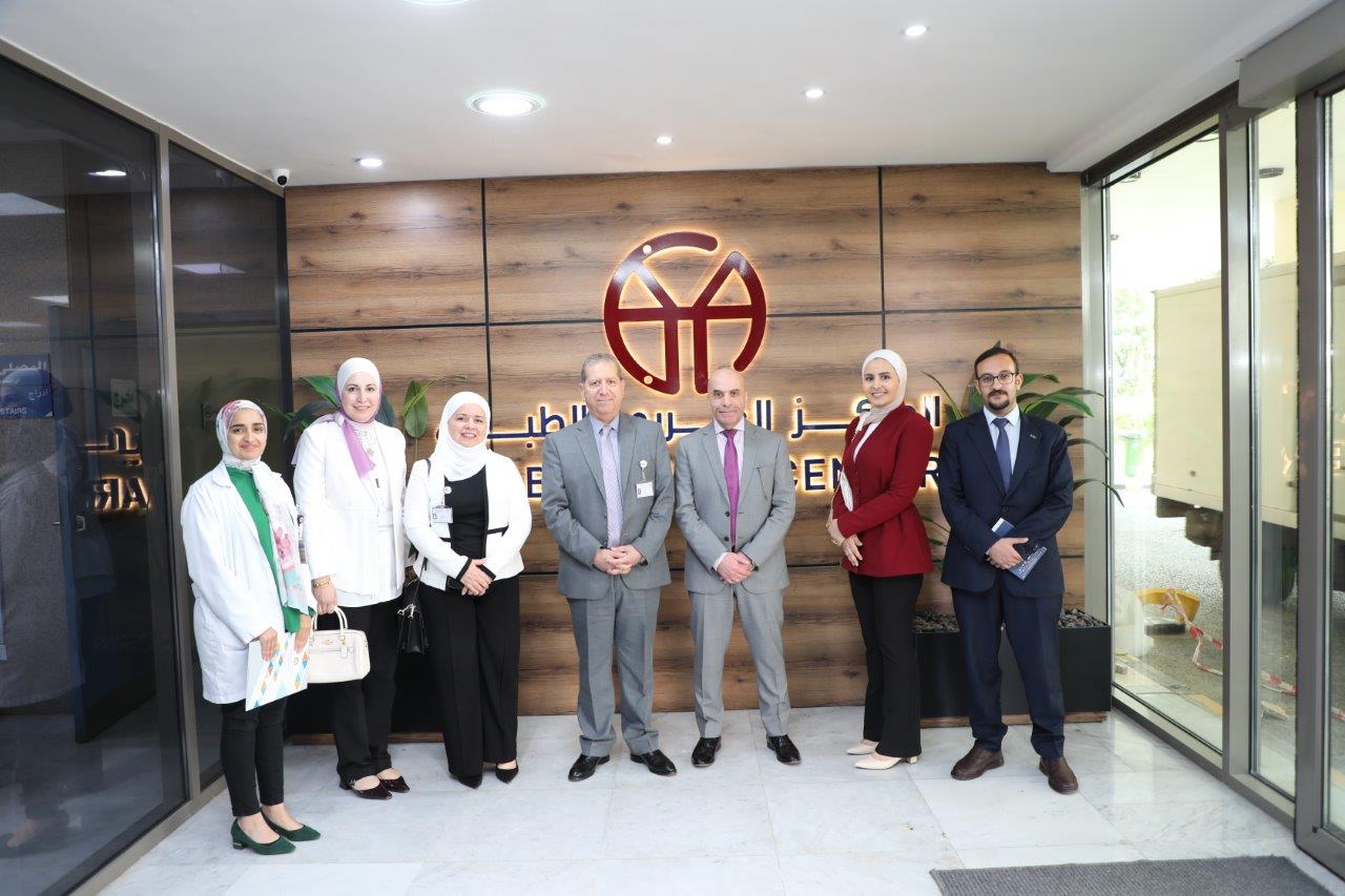عمان العربية توقع اتفاقية تعاون مع المركز العربي الطبي لتدريب طلبة الصيدلة وتأهيلهم لسوق العمل13