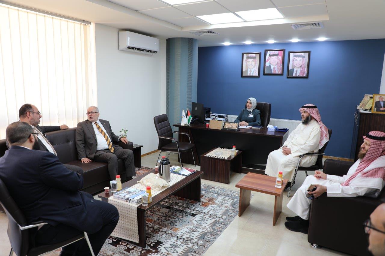 جامعة عمان العربية تستضيف معالي الدكتور هايل داود في محاضرة حول " فضل العشر الأوائل من ذي الحجة "3
