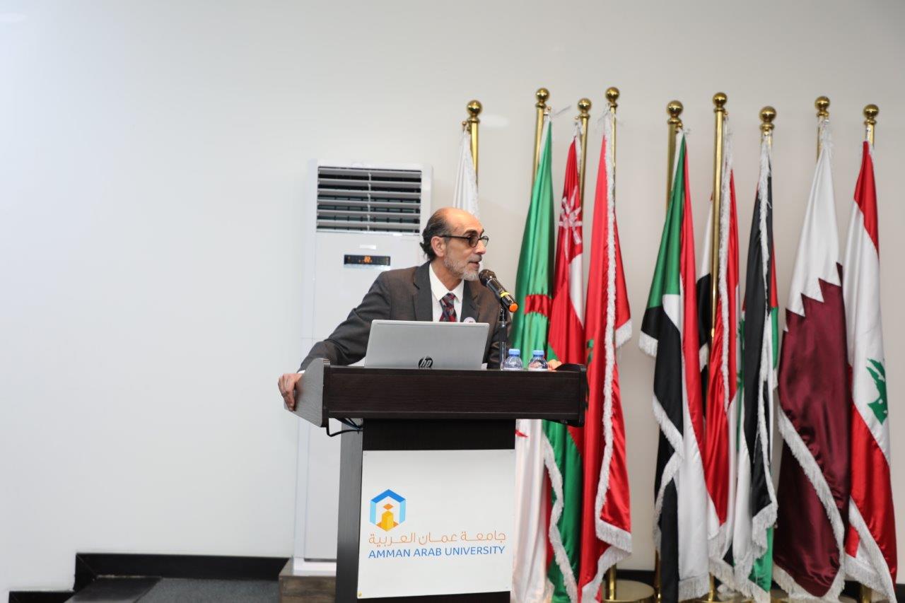 طلبة دبلوم "إدارة الأعمال الدولية" يعرضون مشاريعهم التطبيقية في جلسة مشتركة بجامعة عمان العربية5