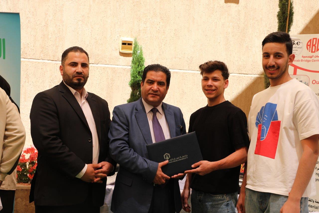 جامعة عمان العربية تنظم اليوم الوظيفي العاشر بمشاركة واسعة من الشركات والمؤسسات الوطنية والاقليمية28