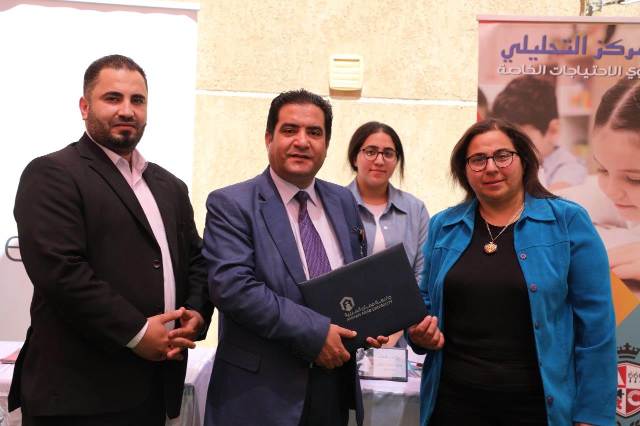 جامعة عمان العربية تنظم اليوم الوظيفي العاشر بمشاركة واسعة من الشركات والمؤسسات الوطنية والاقليمية33
