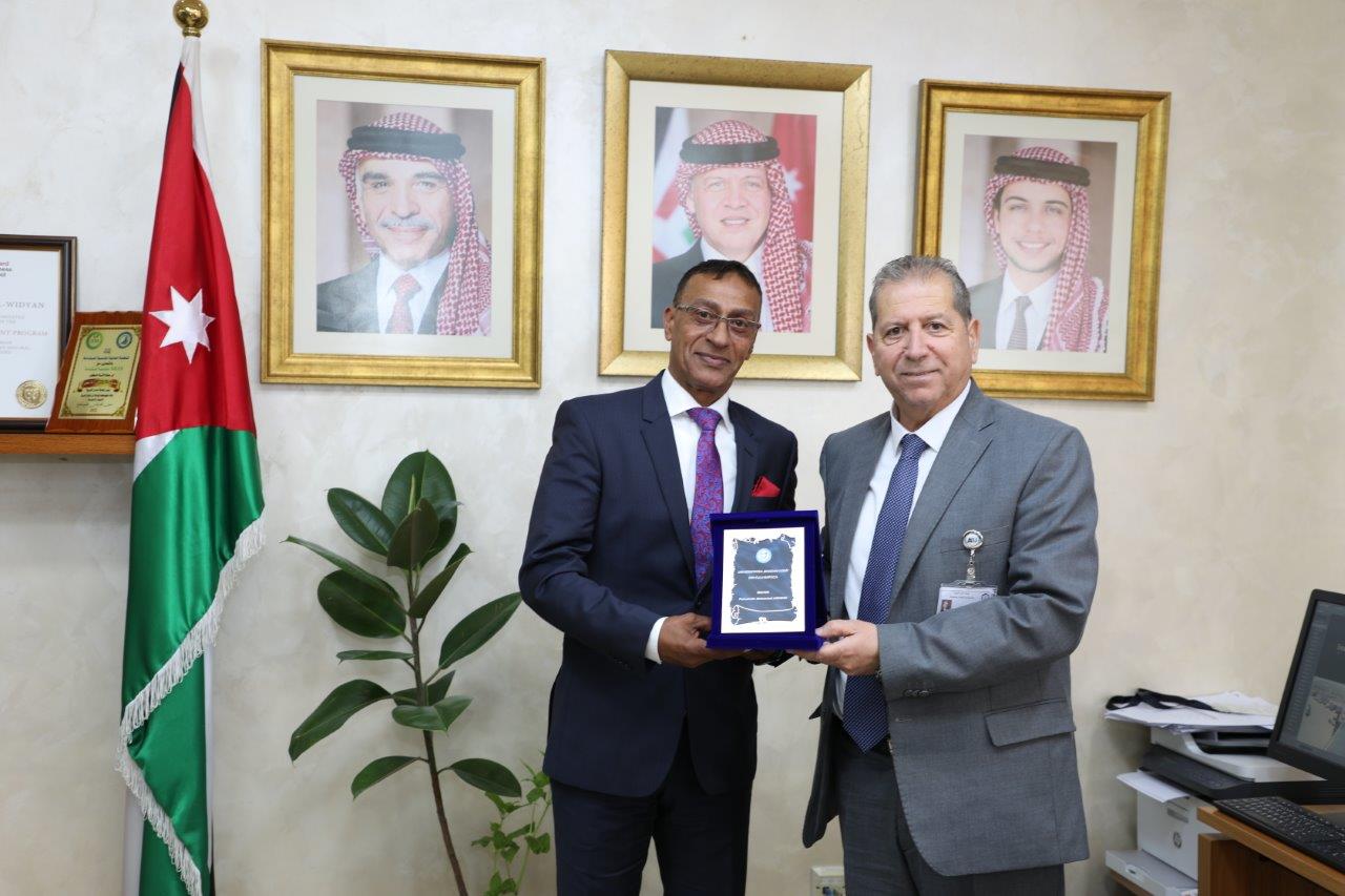 جامعة عمان العربية تُبرم اتفاقية تعاون أكاديمي دولي مع جامعة "بوغدان فودا" الرومانية ضمن برنامج إيراسموس+4