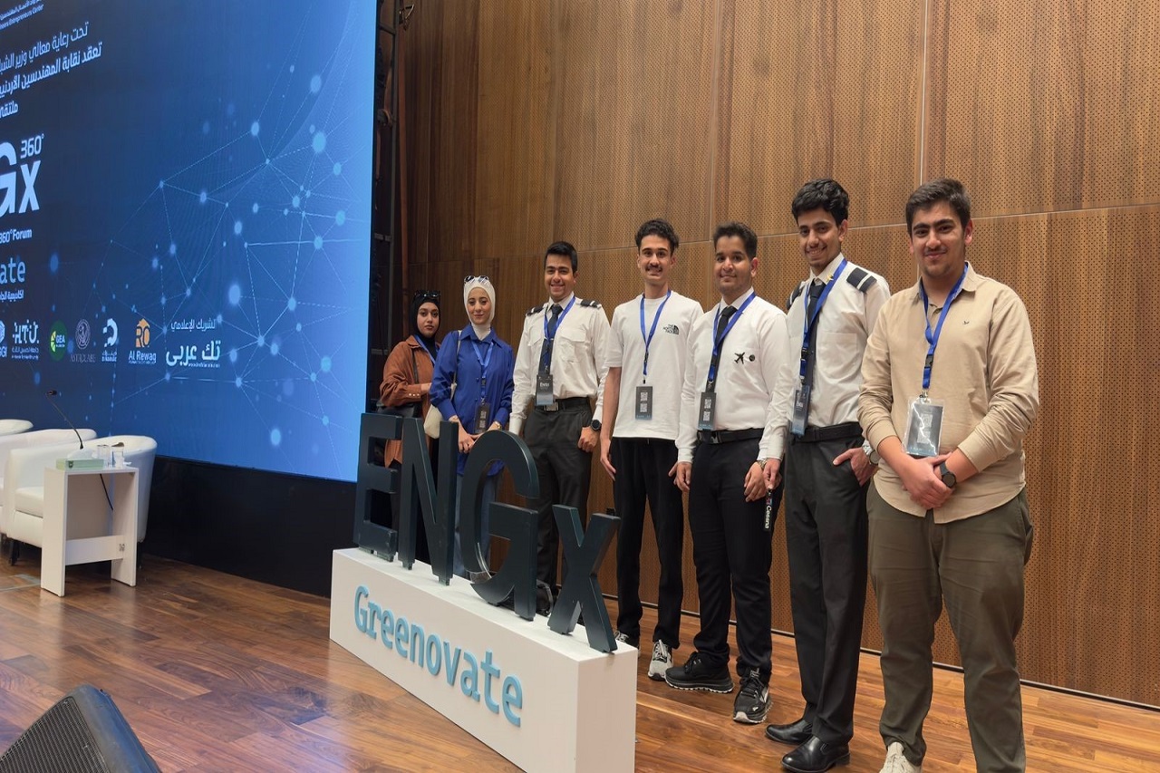 فريق من جامعة عمان العربية يشارك في ملتقى الريادة (ENGx 360 2025: Greennovate)1