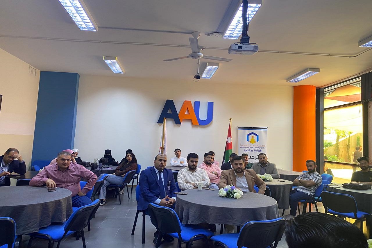 جامعة عمان العربية تنظم لقاءً مع خريجي كلية تكنولوجيا المعلومات لتعزيز التواصل والتطوير الأكاديمي9
