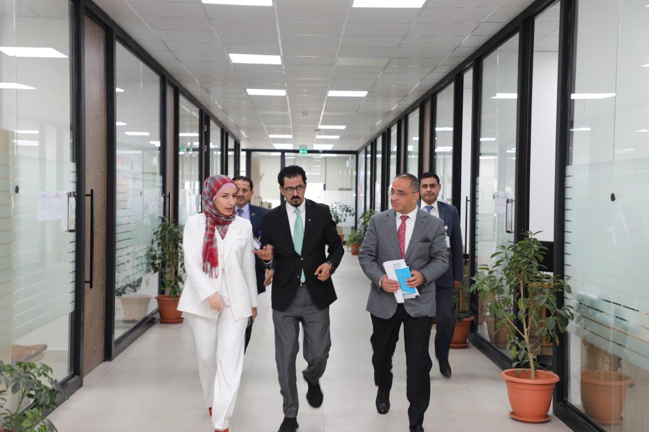 كلية الحقوق في "عمان العربية" تستضيف القاضي العسكري الهلسة في ندوة علمية حول قانون أمن الدولة2