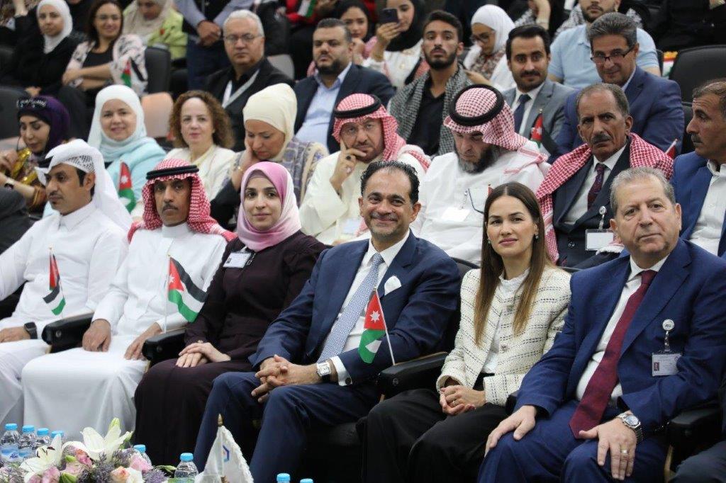 برعاية سمو الأميرة صالحة بنت عاصم جامعة عمان العربية تحتفل بعيد الاستقلال ويوم الجاليات11