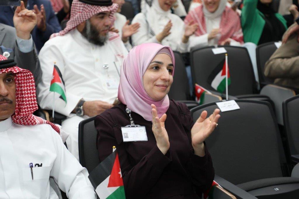 برعاية سمو الأميرة صالحة بنت عاصم جامعة عمان العربية تحتفل بعيد الاستقلال ويوم الجاليات15