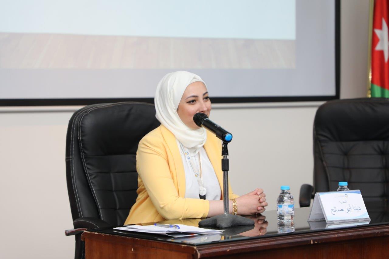 جامعة عمان العربية تنظم يومًا علميًا حول المسؤولية القانونية والمهنية للصيدلاني36