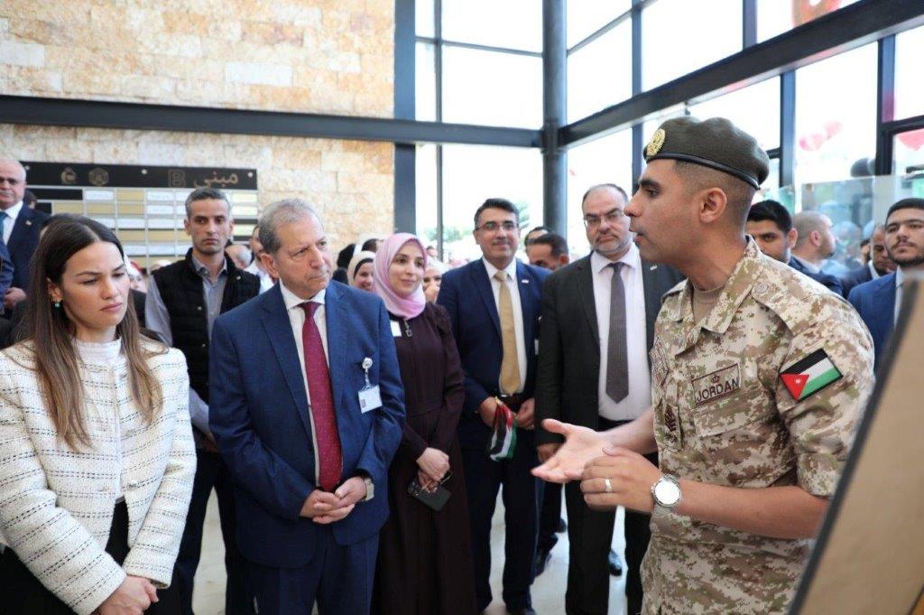برعاية سمو الأميرة صالحة بنت عاصم جامعة عمان العربية تحتفل بعيد الاستقلال ويوم الجاليات46