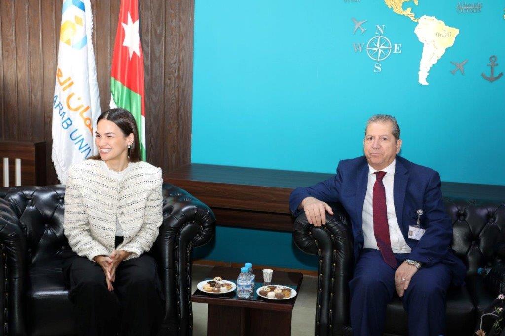 برعاية سمو الأميرة صالحة بنت عاصم جامعة عمان العربية تحتفل بعيد الاستقلال ويوم الجاليات28