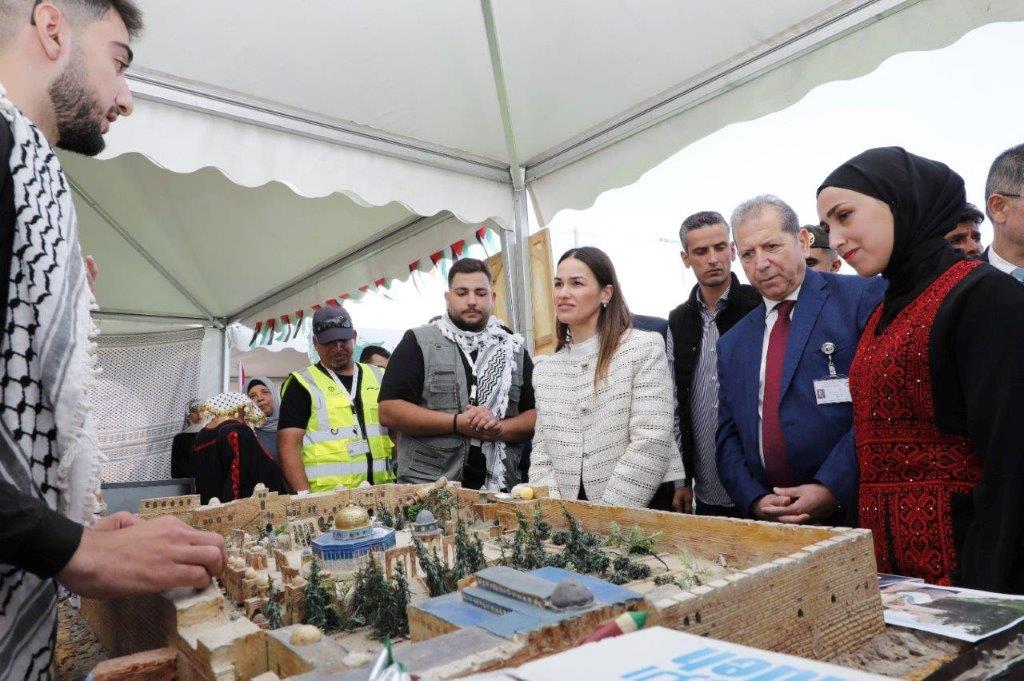 برعاية سمو الأميرة صالحة بنت عاصم جامعة عمان العربية تحتفل بعيد الاستقلال ويوم الجاليات54
