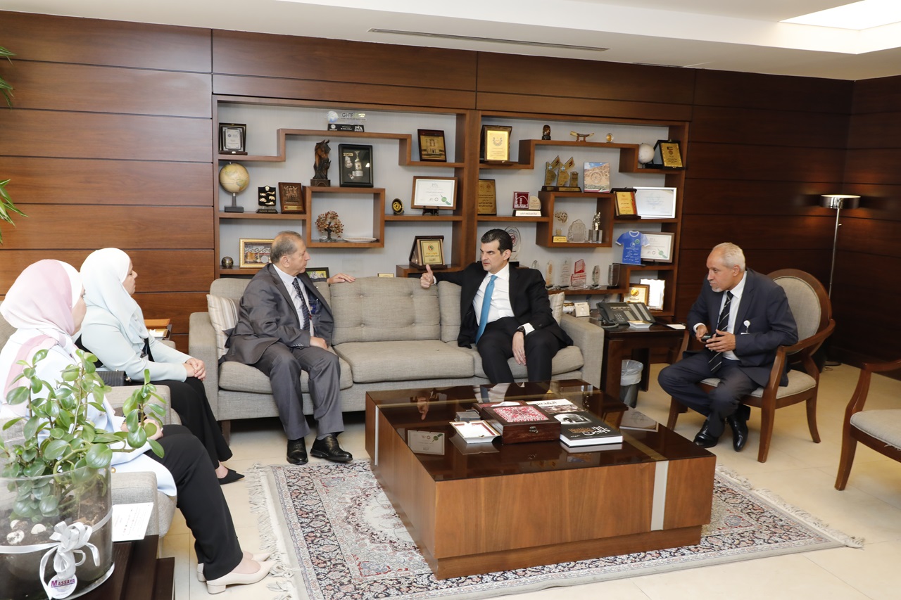 " عمان العربية" توقع اتفاقية تعاون مع مستشفى الرشيد لتدريب طلبة كلية الصيدلة وتأهيلهم لسوق العمل1