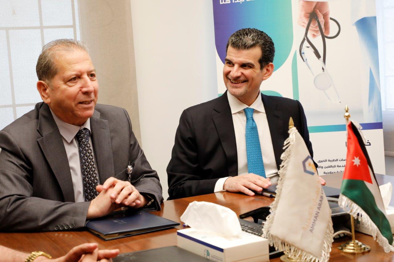 " عمان العربية" توقع اتفاقية تعاون مع مستشفى الرشيد لتدريب طلبة كلية الصيدلة وتأهيلهم لسوق العمل5