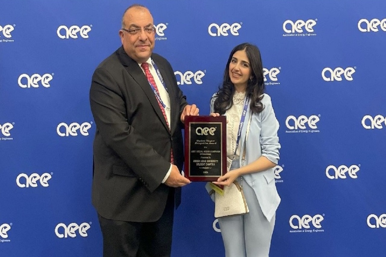الطالبة المناصرة من "عمان العربية" تفوز بجائزة دولية وتشارك في مؤتمر AEE World 2025 بالولايات المتحدة الأمريكية1