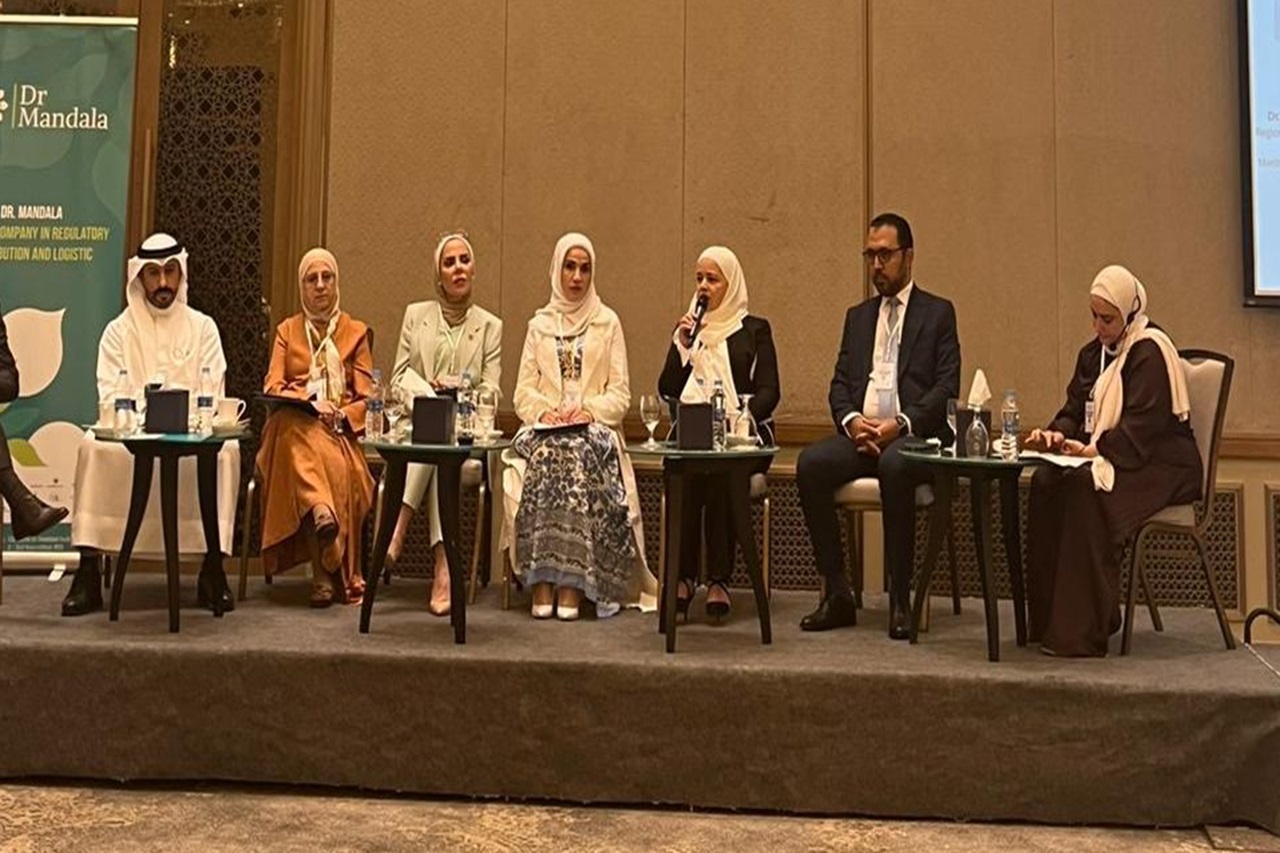 كلية الصيدلة في "عمان العربية" تشارك في المنتدى الصيدلاني الشبابي الأول في الأردن3