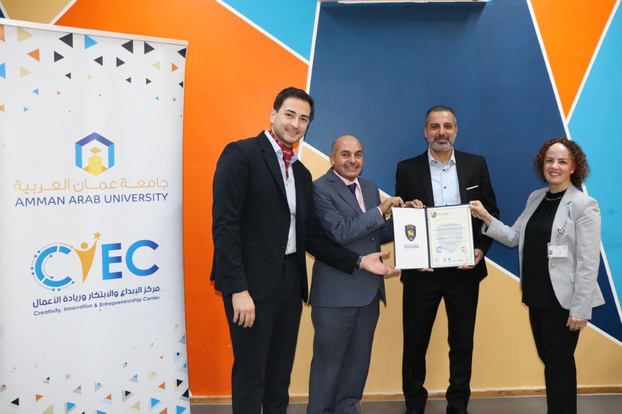 جامعة عمان العربية تنظم دورة تدريبية في التسويق الرقمي باستخدام الذكاء الاصطناعي4