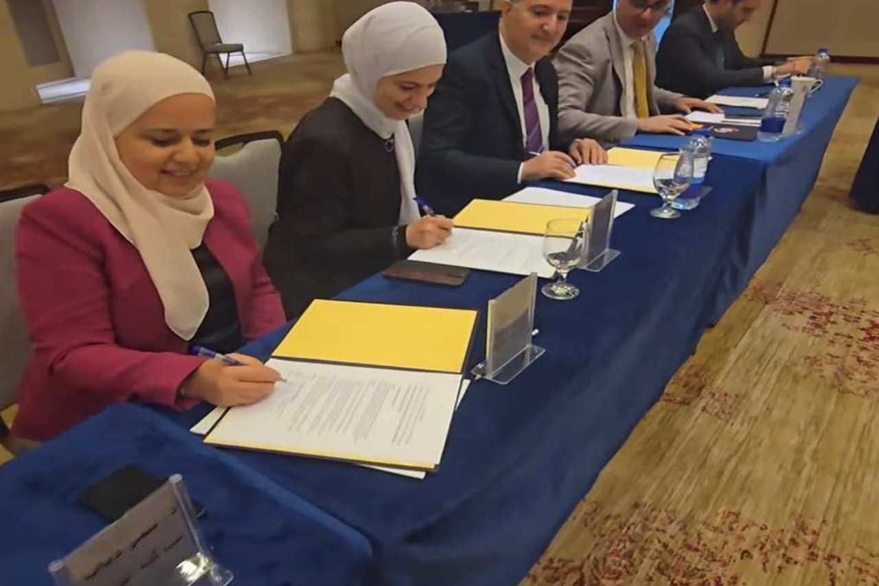 جامعة عمان العربية تنضم إلى التعاون الإقليمي في التعليم الصيدلاني بالشراكة مع الاتحاد الدولي للصيادلة3