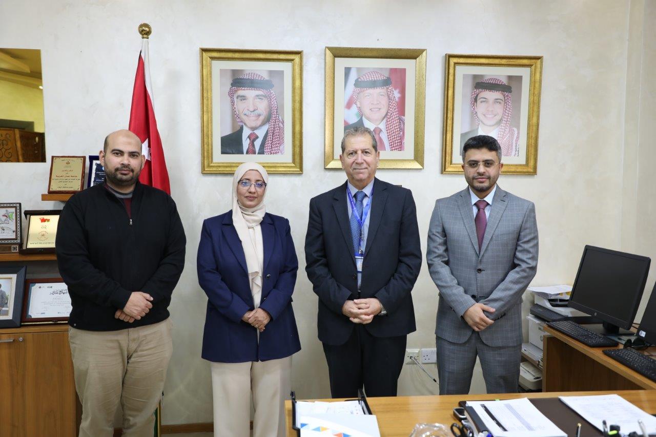 جامعة عمان العربية والملحقية الثقافية اليمنية توقّعان مذكرة تفاهم لتعزيز التعاون الأكاديمي وتقديم منح دراسية للطلبة اليمنيين5