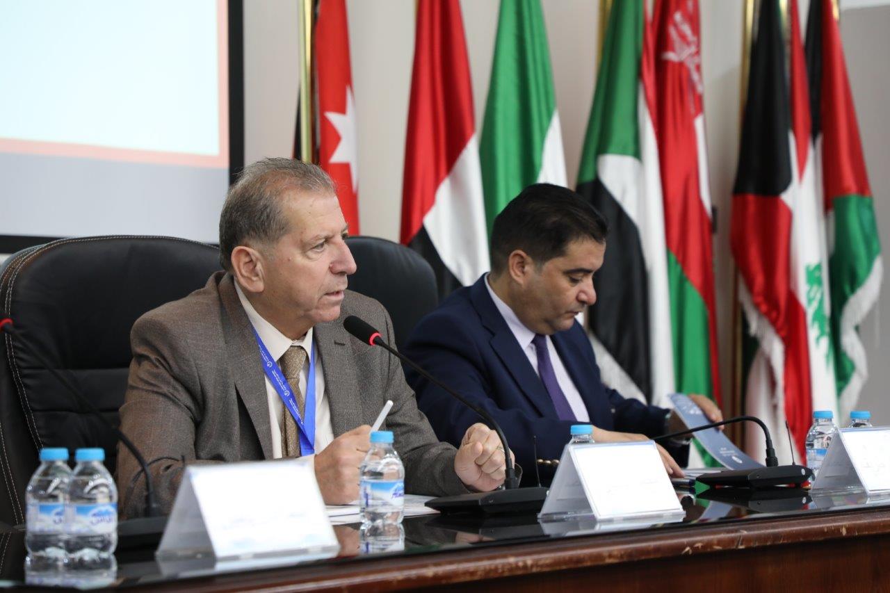 رئيس جامعة عمان العربية يلتقي طلبة الدراسات العليا والبكالوريوس في الجامعة2