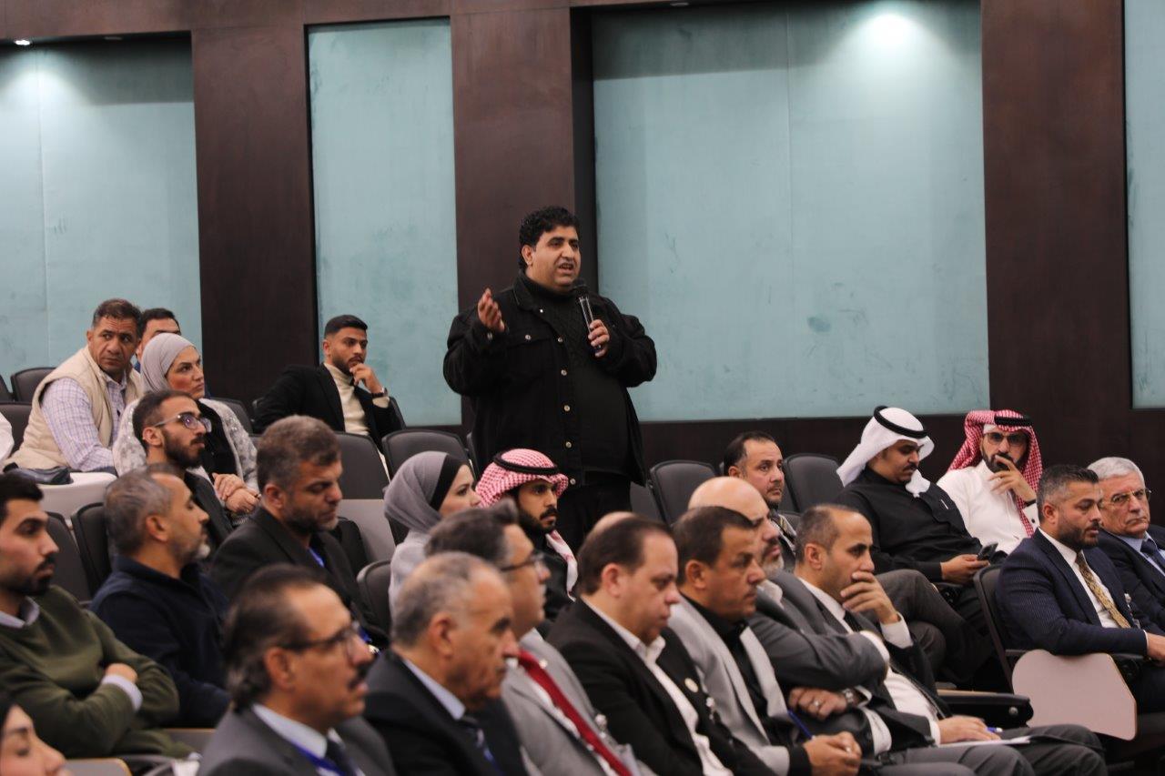 رئيس جامعة عمان العربية يلتقي طلبة الدراسات العليا والبكالوريوس في الجامعة10